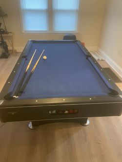 Pool table