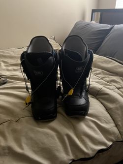 Burton Moto Snowboard Boots Size 8.5