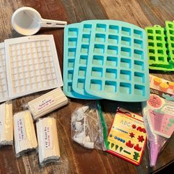 NEW Candy-Making Supplies Bundle – Silicone Molds, Lollipop Sticks & Decorating Tools