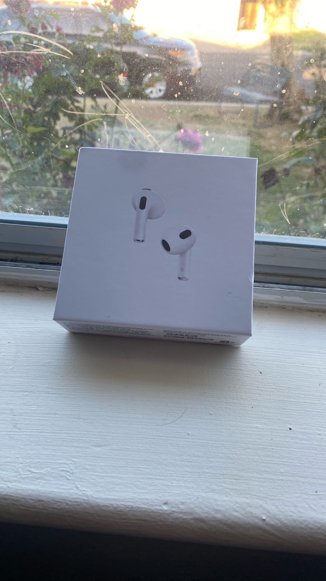 AirPods Gen 3
