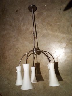 Chandelier Candelabro With 5 White Globe Lights
