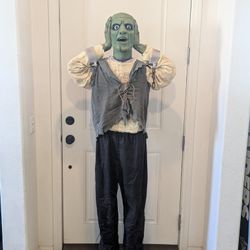 HALLOWEEN ! DECOR Magic Power Heads up Harry Frankenstein Life Size 6' Tall Motion Activated Talking Animatronic Decoration Hard To Find