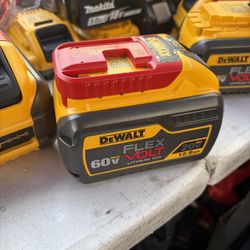 Dewalt Flex Volt 12.0 Ah