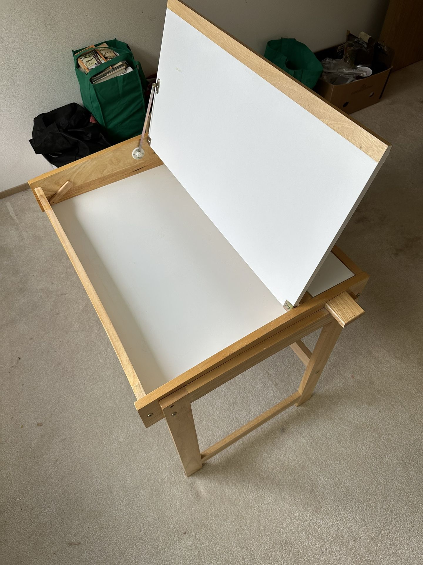 Art Table