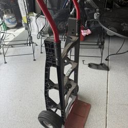 milwaukee 600 lb. capacity hand truck Dolly