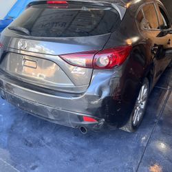 15 Mazda 3 Hatchback 