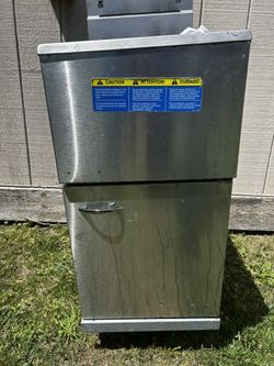 Working Fryer