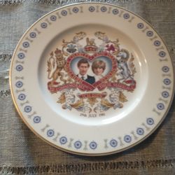 Commemorative Plate Of Prince Charles And Lady Diana's Marriage