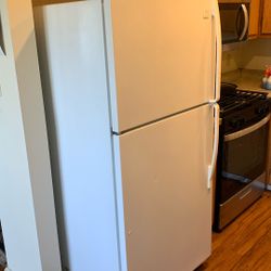 Whirlpool Refrigerator