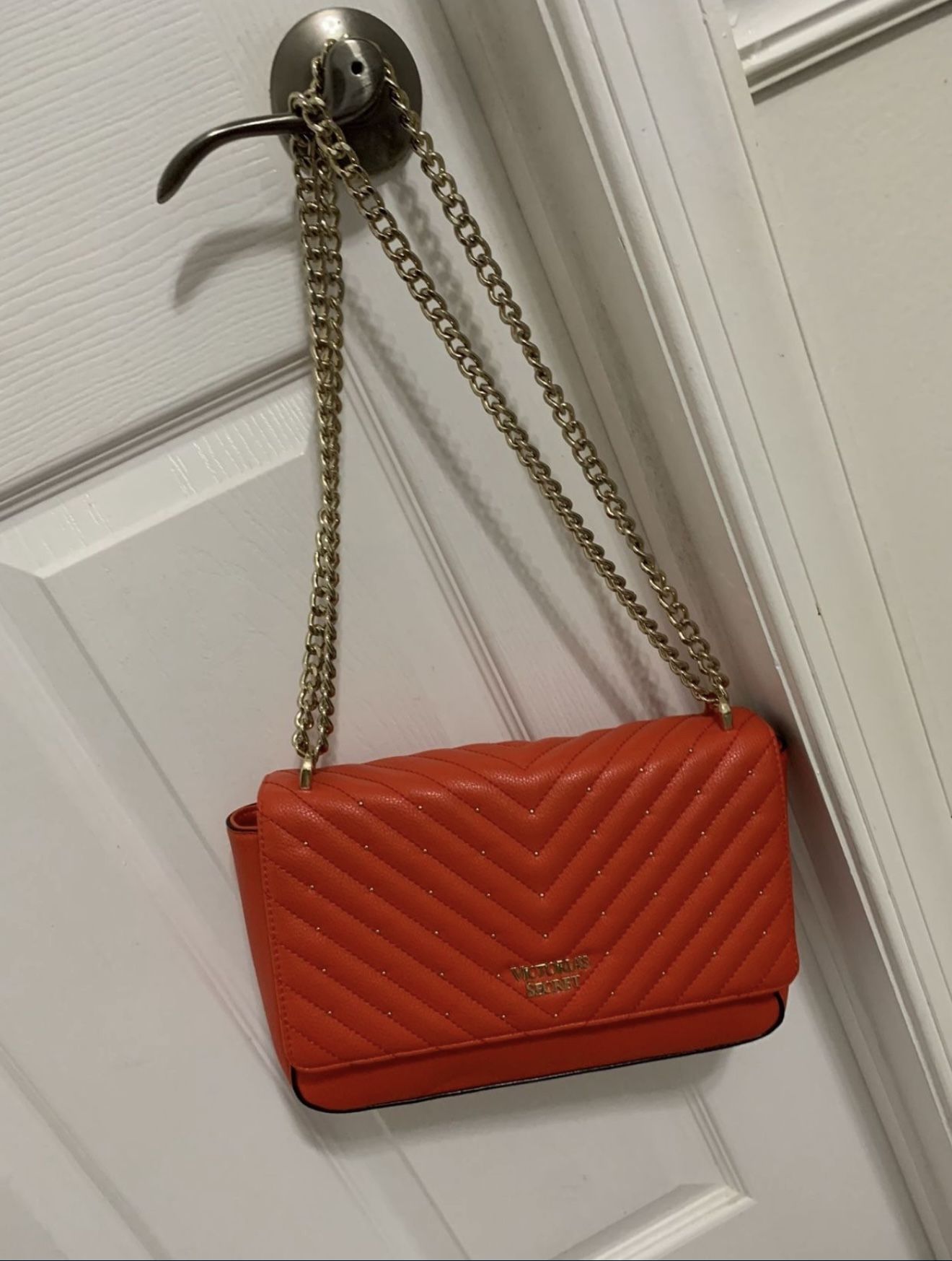Pretty Hand Bag From Victoria Secret ! Open Box ( Ask For The Price)