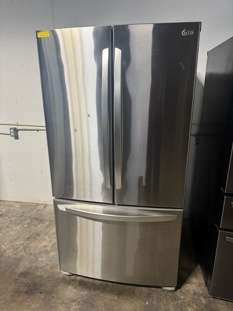 33 Inches FRIDGE 👀 FREE DELIVERY AND INSTALLATION 👀