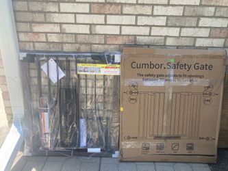 New brown 30-46” pressure mounted gate (see page for other sizes)