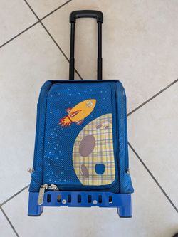 Zuca mini backpack skating rolling bag