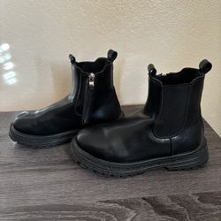 Girl Boots 