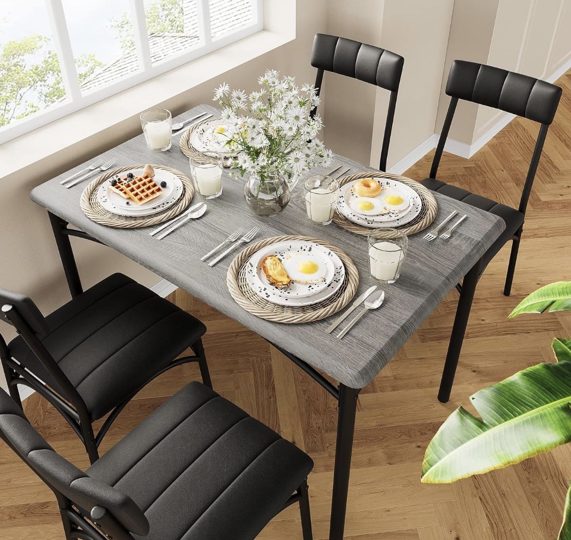 Dining Table (4 person)