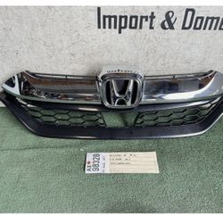 w/emblem 2017 - 2018 - 2019 HONDA CRV CR-V FRONT BUMPER GRILLE OEM AX98328