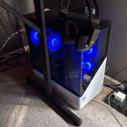 CyberPowerPC - Gaming Desktop - AMD Ryzen 7 8700F - AMD Radeon RX 7600 8GB - 16GB DDR5 - 1TB PCIe 4.0 SSD - White