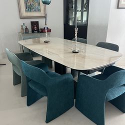 Calligaris extendable dining table & 6 chairs