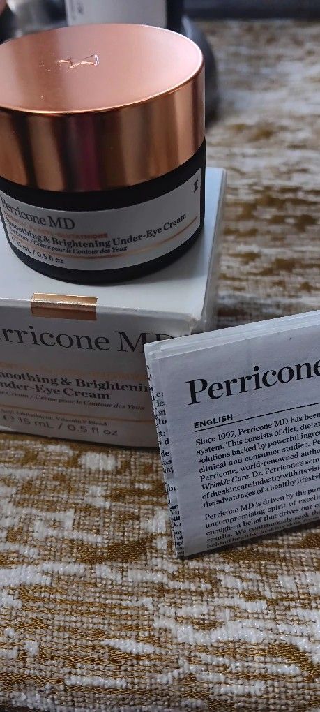 NEW Perricone MD. Under Eye Brightnin Cream