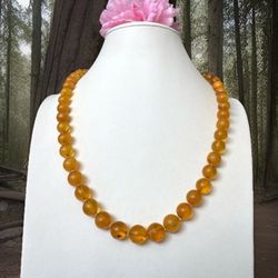 Vintage & Gorgeous Round 10mm Egg Yolk And Translucent Baltic Amber Necklace 22”inch & 29grams