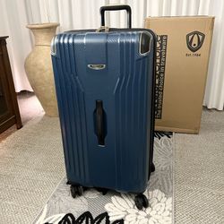 Hardside Luggage Spinner 30"