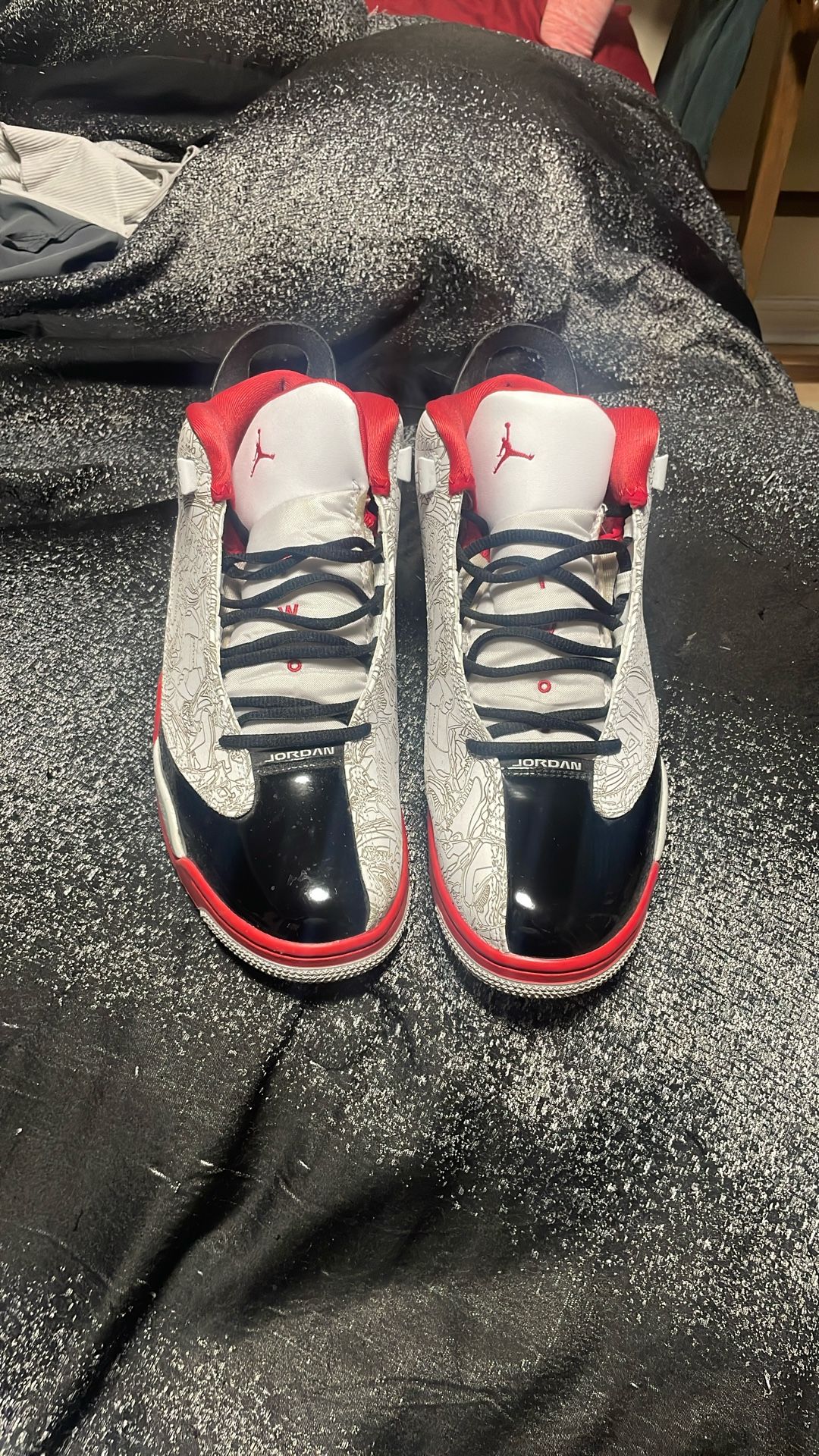 Men’s Jordan’s (Size 11)