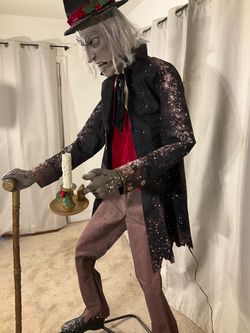 Disney’s 6 Ft SCROOGE “Creepmas “ Halloween & Christmas Animatronic Prop