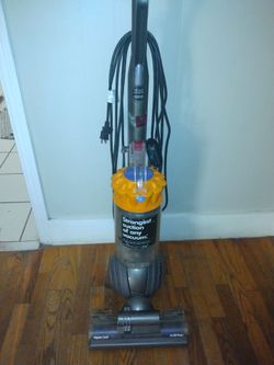 Dyson Ball Multi Floor Upright Vacuum
