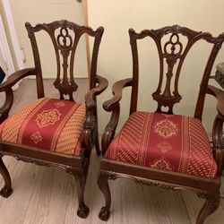 2 Vintage Chairs 