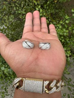 14k gold diamond hoop earrings