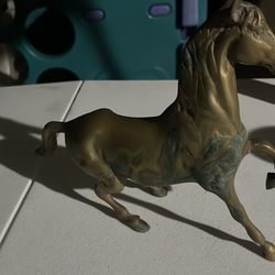 Horse all brass