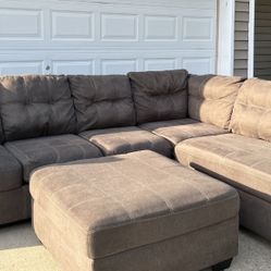 Beautiful Sectional Couch!😍