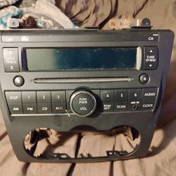 Nice Stereo Works In Most Cars Just Take It Out Of The Case $20 $20
