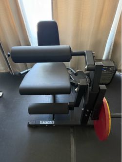 Titan leg extension leg curl