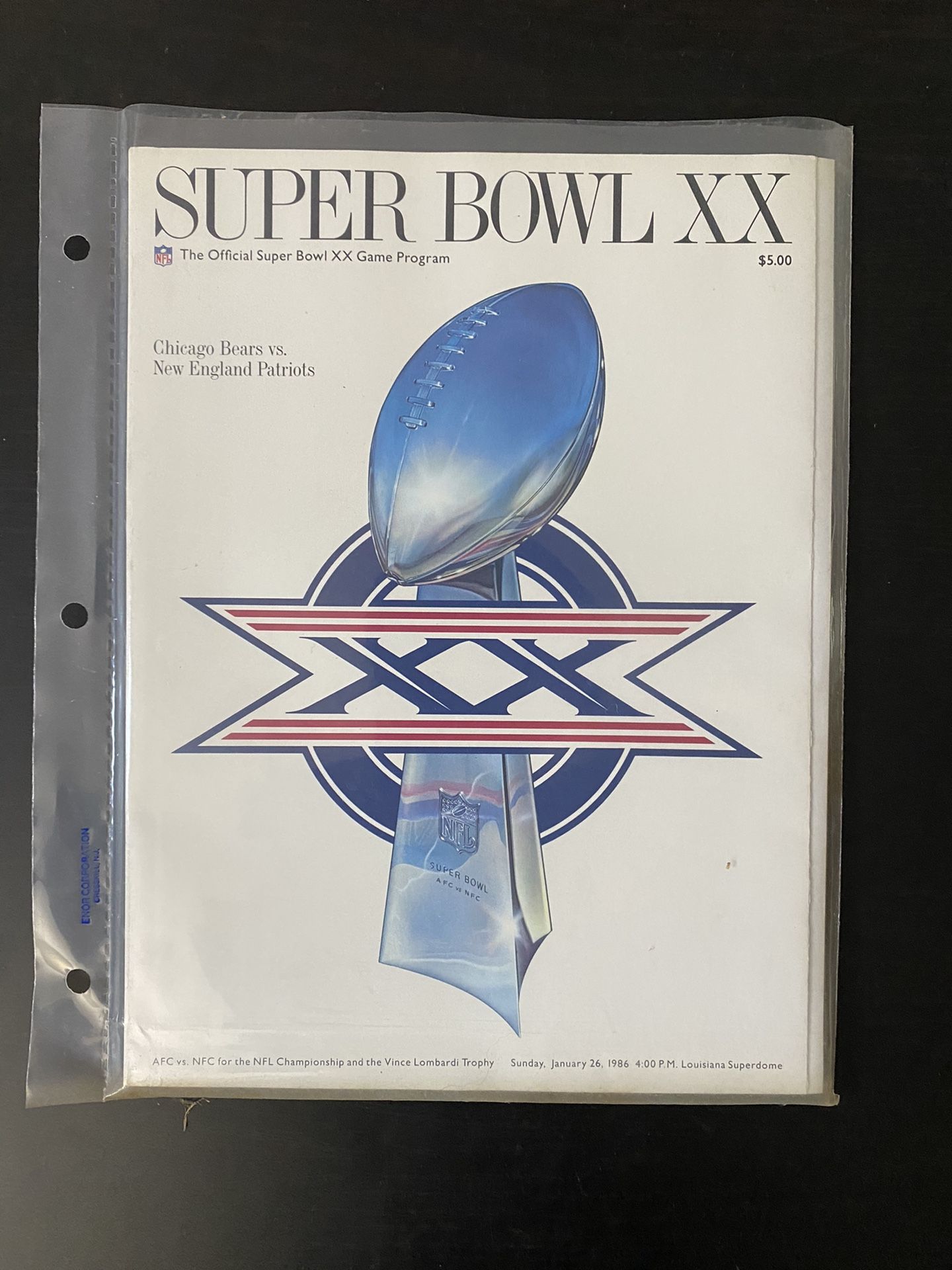 SUPER BOWL XX Official Game Program [Chicago Bears vs. New England Patriots/ Sunday, January 26, 1986)