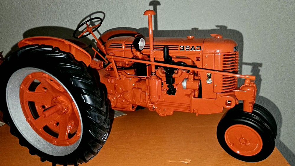 FRANKLIN MINT ALIIS CHALMERS TRACTOR