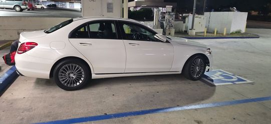2015 mercedes c300 clean title