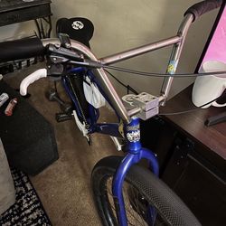 Monster Ripper SE Bike