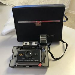 Vintage 420 Polaroid Automatic Land Camera 