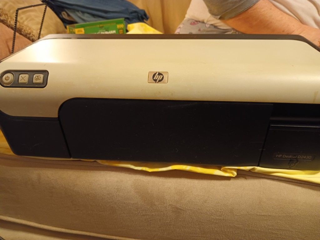HP DESKJET D2430 PRINTER