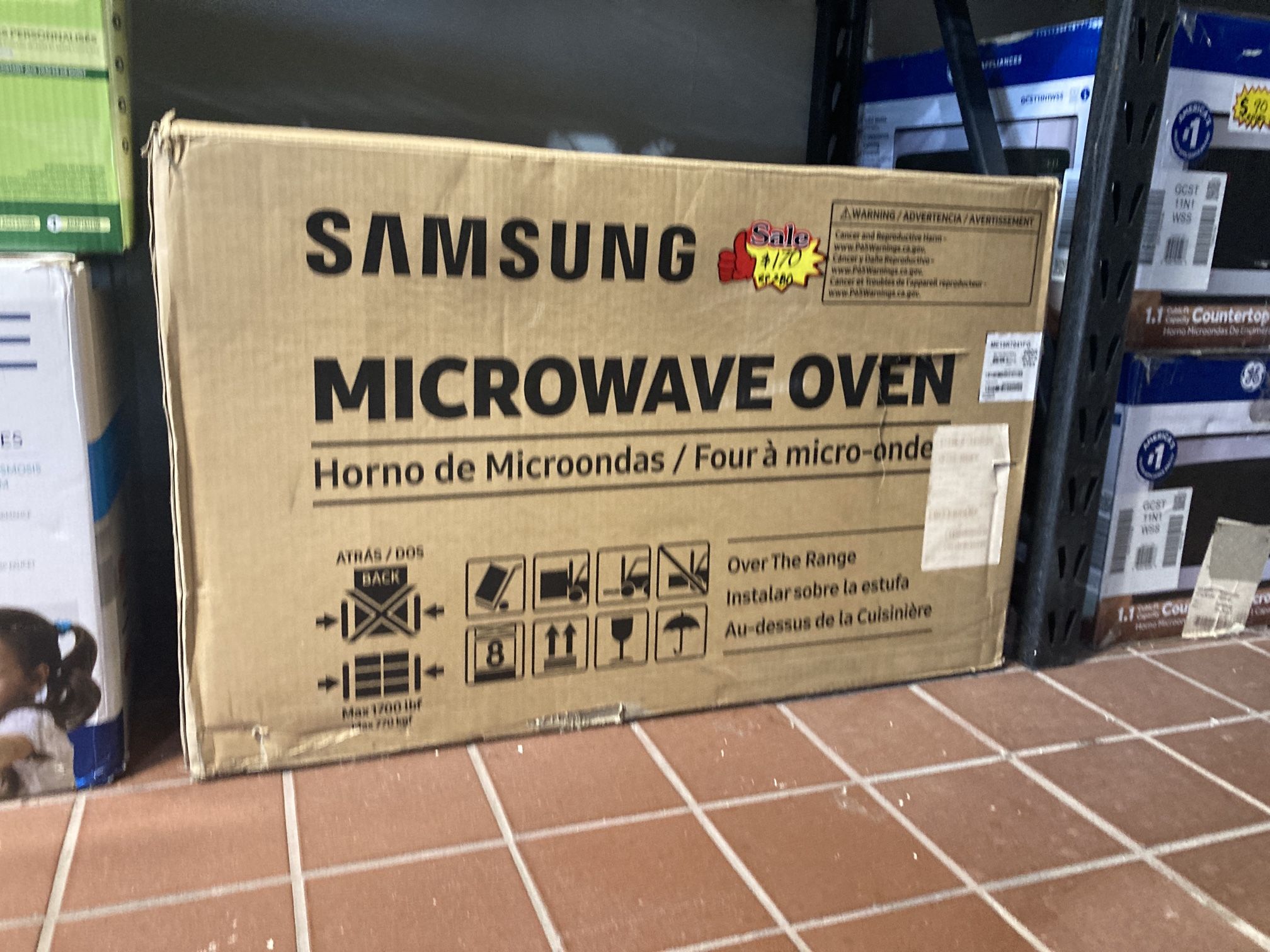 Samsung 1.9 Tracking cu. ft. Black Stainless Over the Range Microwave