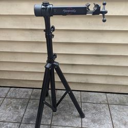 Ultimate Adjustable Bike Repair Stand - Portable, Adjustable Clamp, Heavy Duty - Cannondale, Trek, Specialized, etc (MSRP $250)

Works perfectly