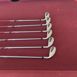 Irons Taylormade Stealth Hd