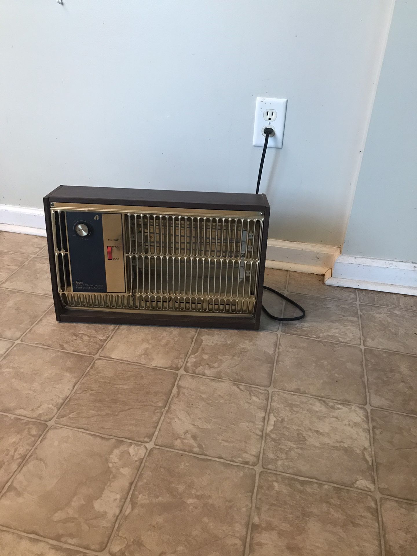Arvin Instant Electric Heater Fan Forced Automatic