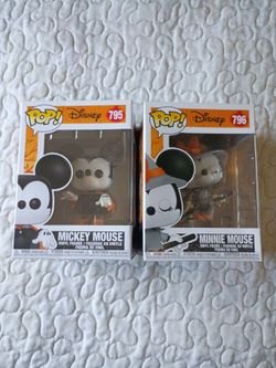 Funko Pop Disney Halloween Mickey and Minnie Mouse lot