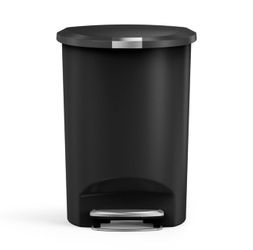 simplehuman 50L / 13 Gallon Semi-Round Step Trash Can - Black