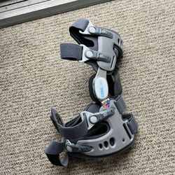 Zynex Pro OA Knee Brace - Right Knee - Great Condition