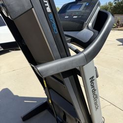 🏃 NordicTrack Elite 3750 Treadmill – Powerful & Foldable!