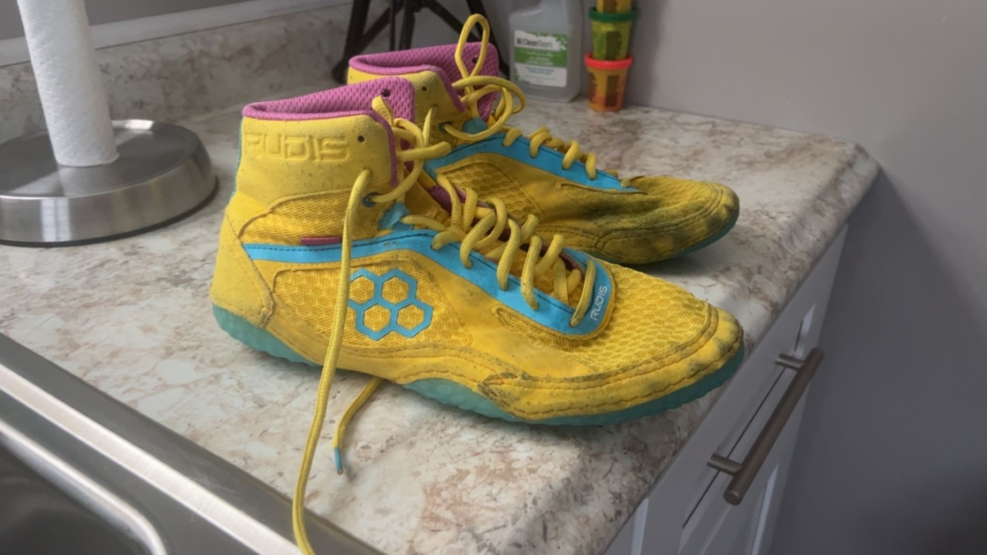 Rudis Alpha Lemon Slushie. Men’s Size 10(read description)