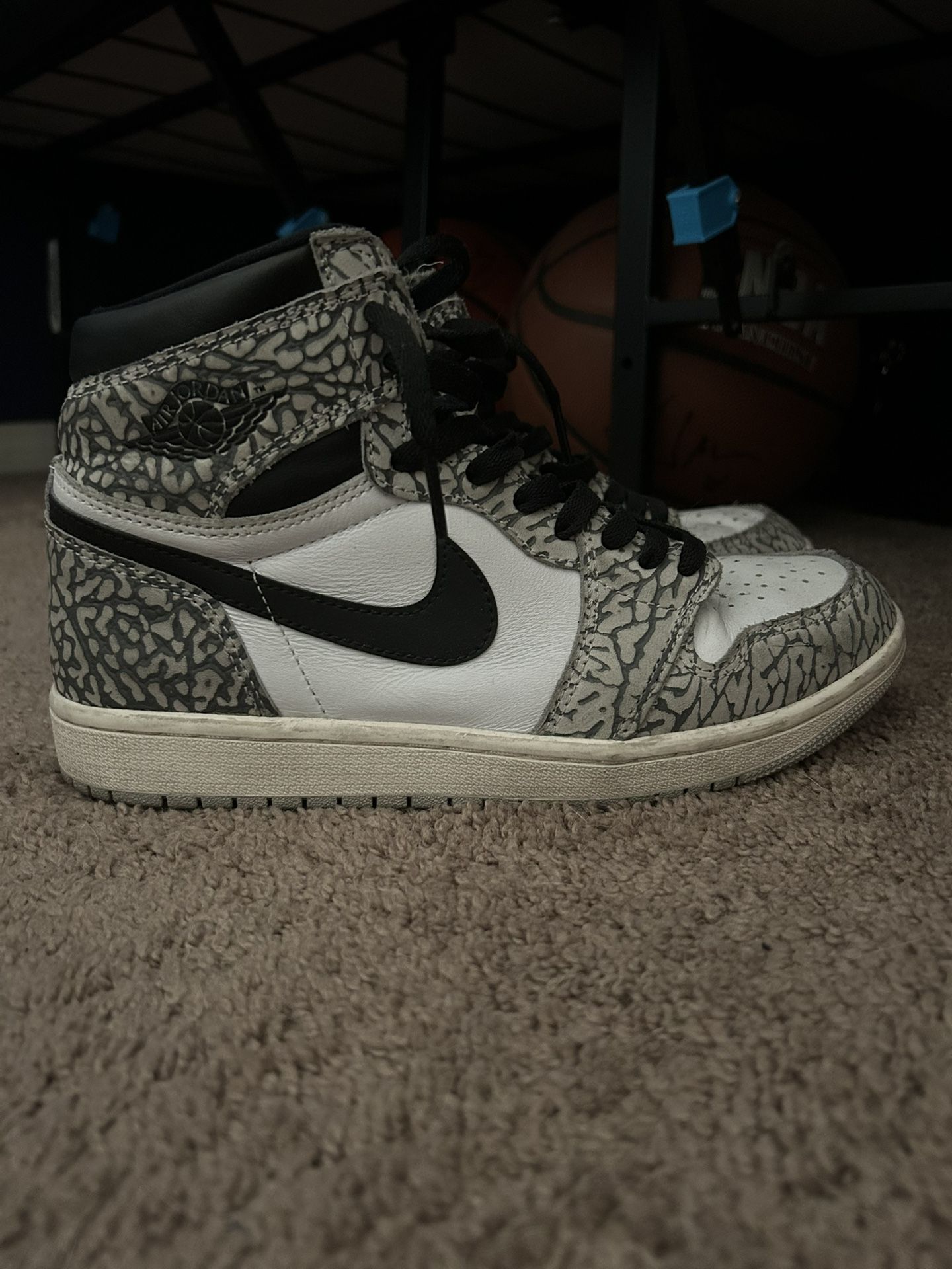 Air Jordan 1